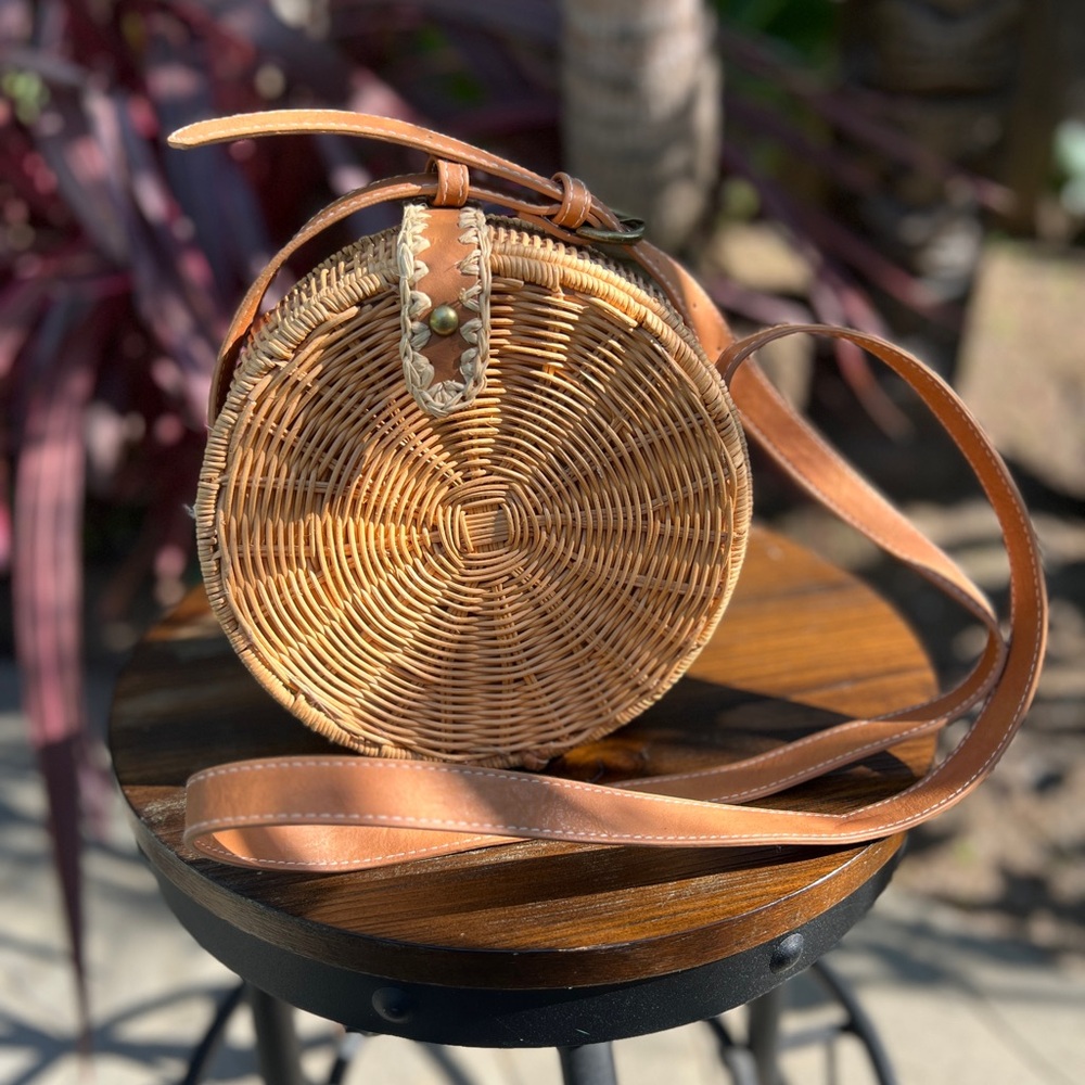 Round Woven Tan Crossbody Bag